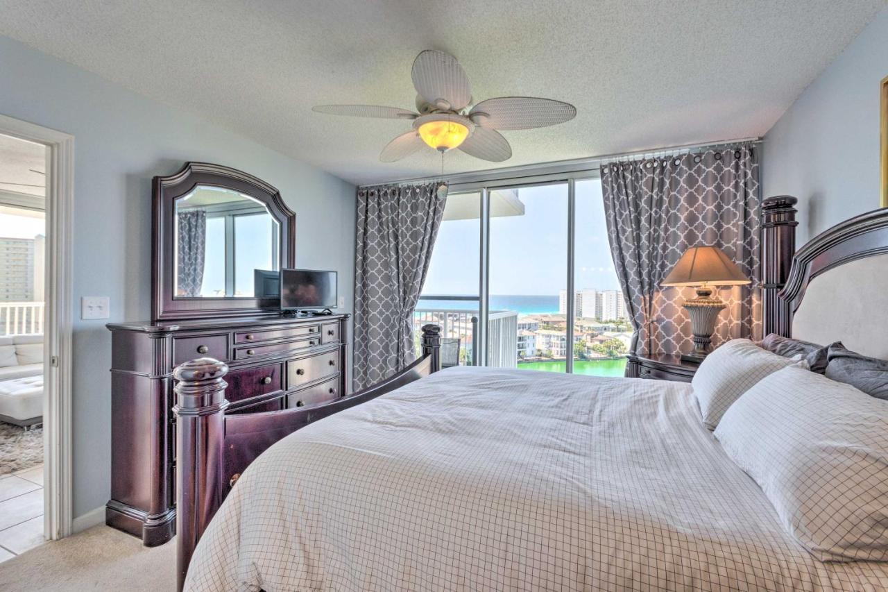 Destin Condo With Views, Heated Pool, And Beach Access Exterior photo