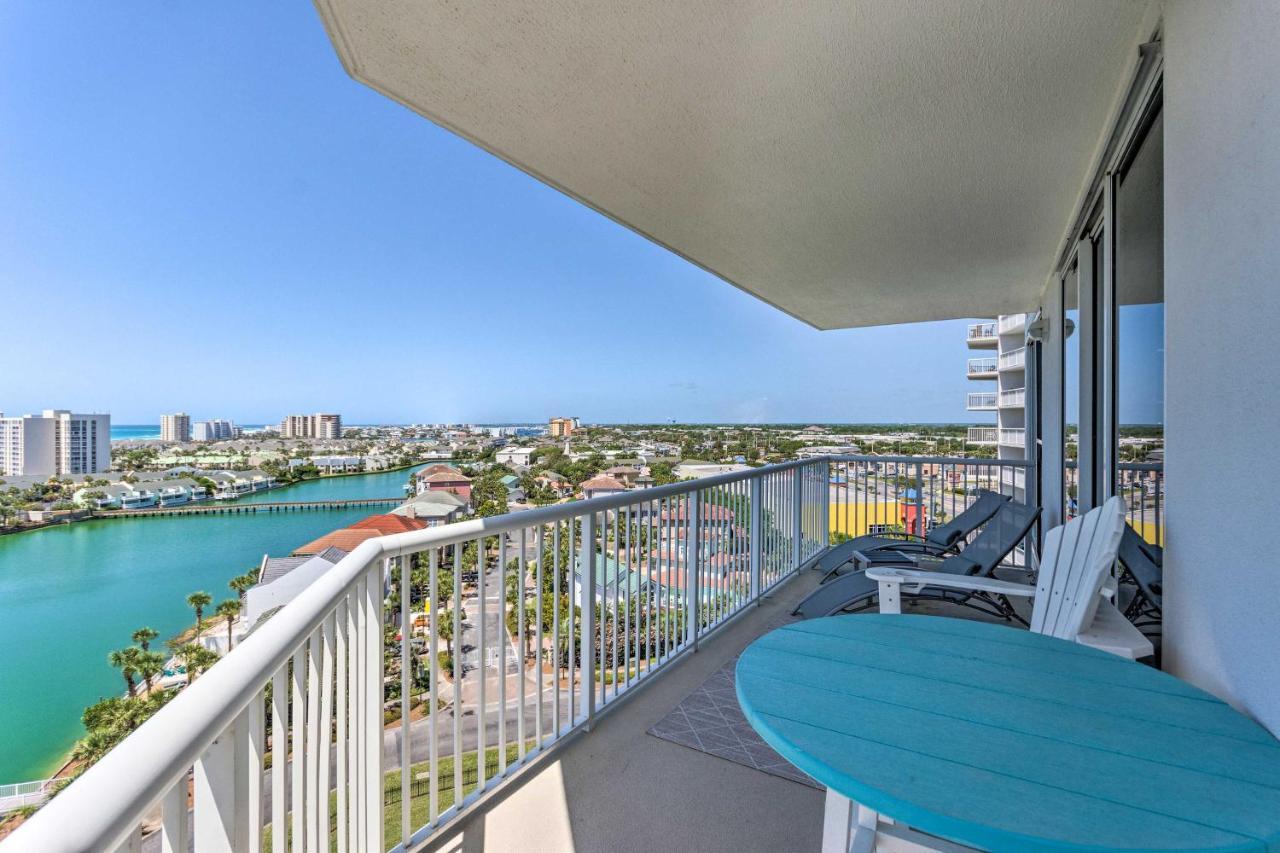 Destin Condo With Views, Heated Pool, And Beach Access Exterior photo